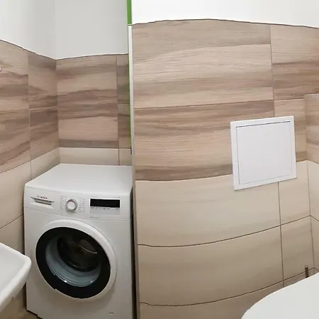 Appartement 101 *
